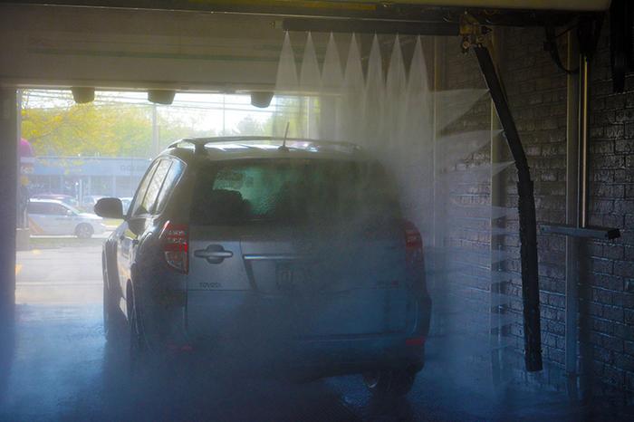 What are Touch-Free Car Washes?